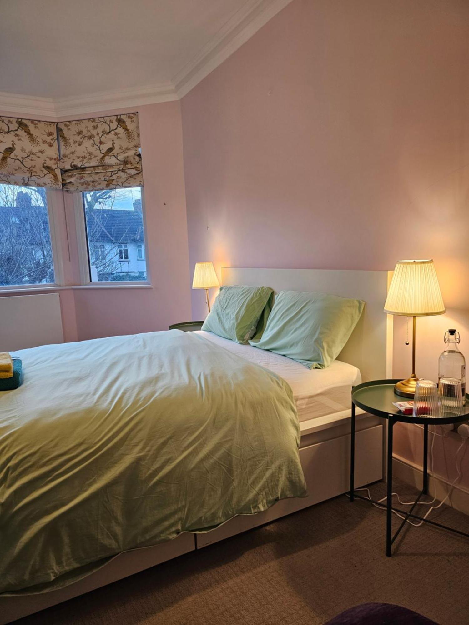 Brentford House Bed & Breakfast Ngoại thất bức ảnh