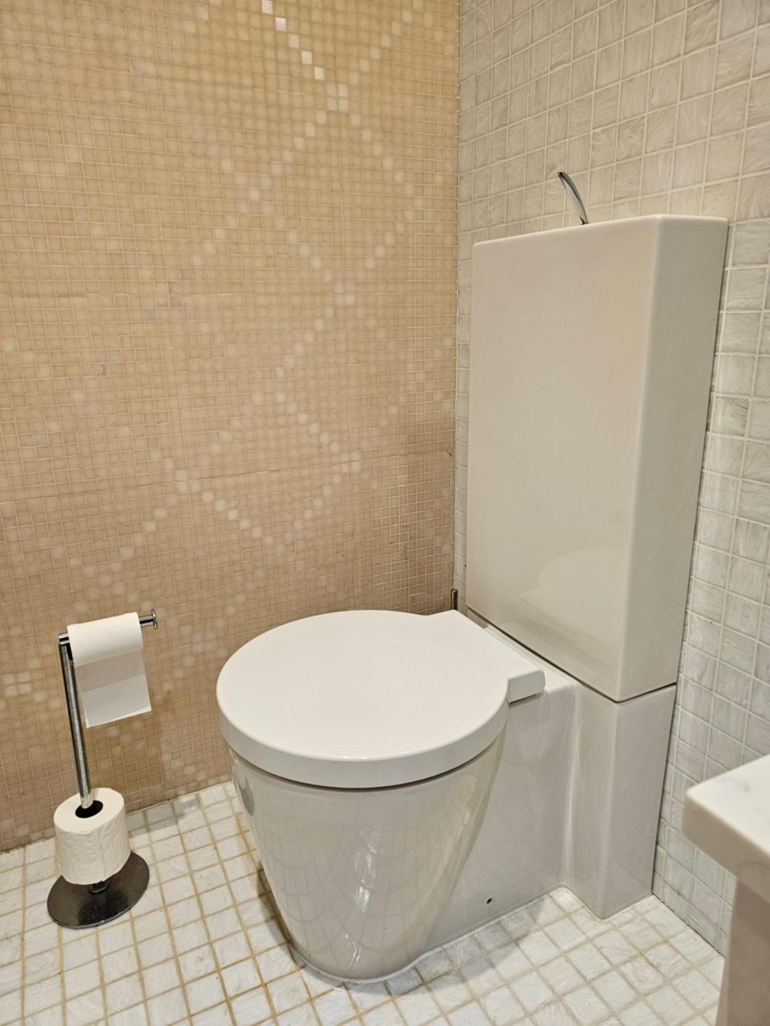 Brentford House Bed & Breakfast Ngoại thất bức ảnh